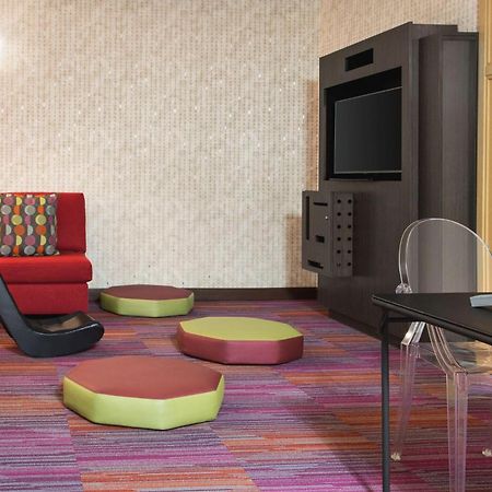 Home2 Suites By Hilton Albuquerque Downtown/University Екстер'єр фото