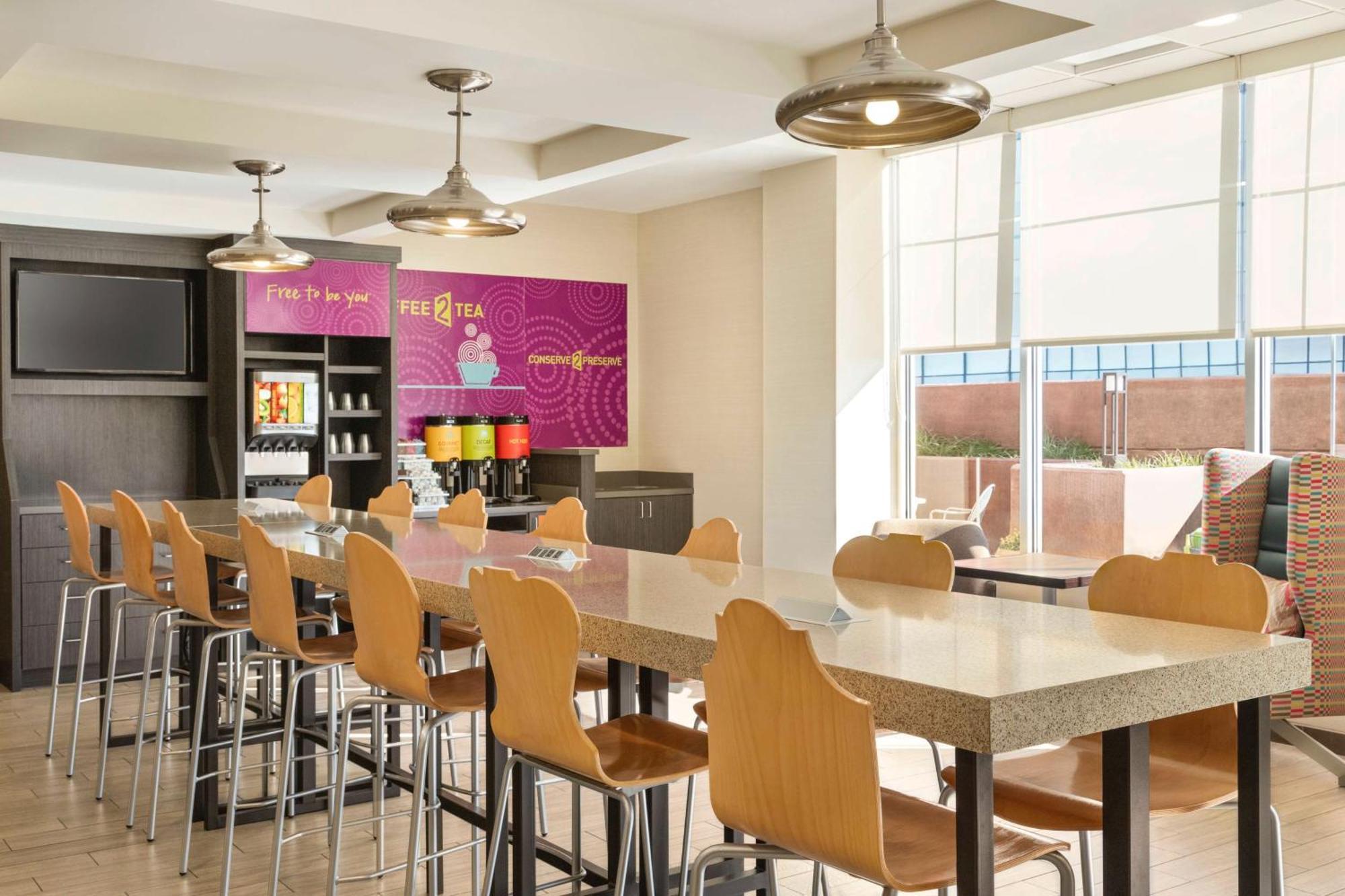 Home2 Suites By Hilton Albuquerque Downtown/University Екстер'єр фото