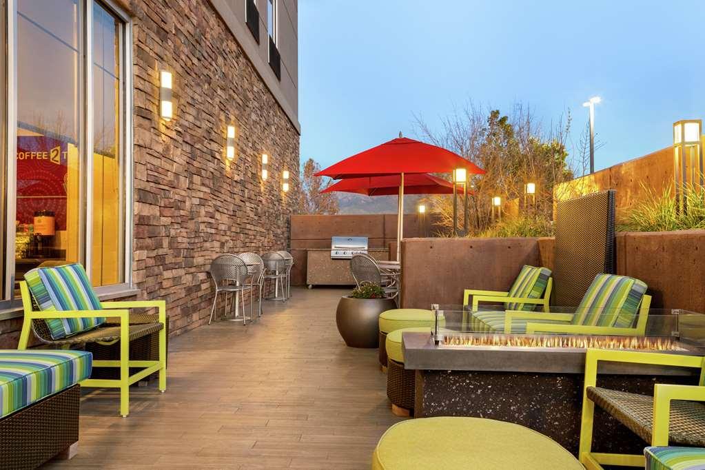 Home2 Suites By Hilton Albuquerque Downtown/University Екстер'єр фото
